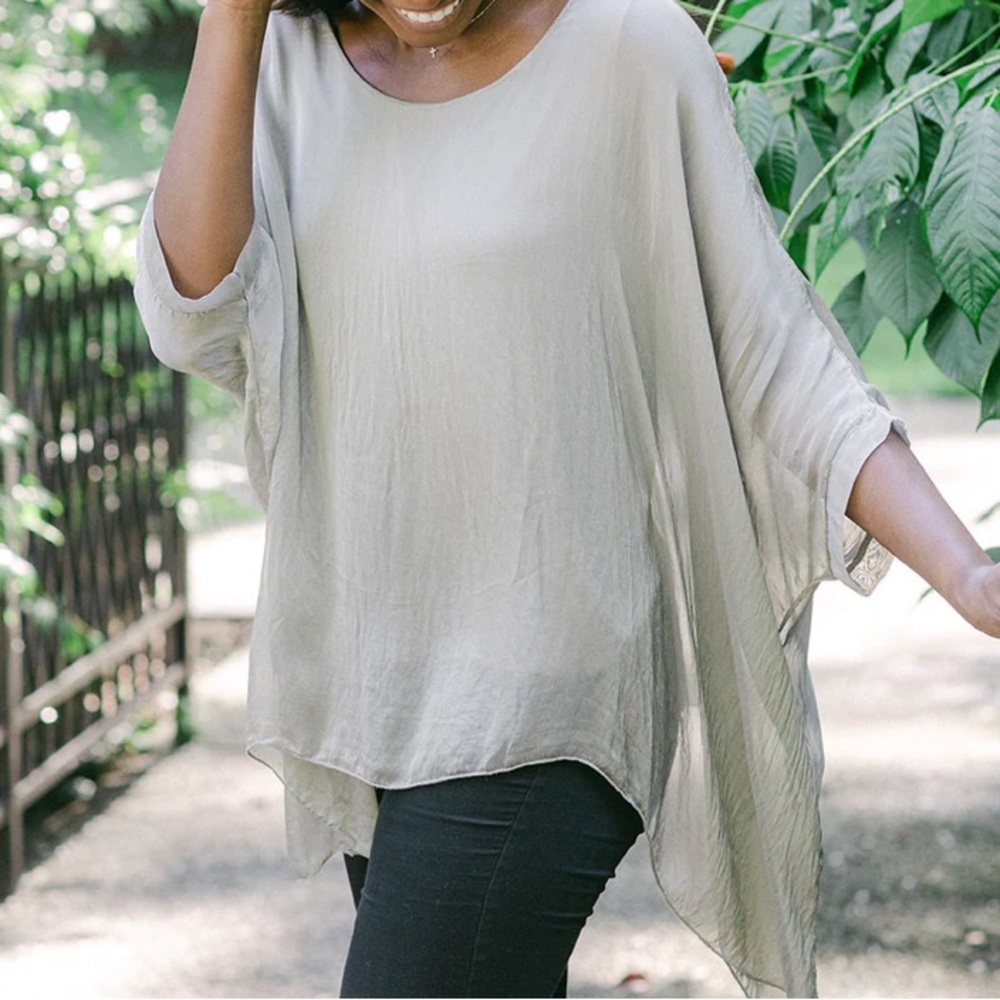 Cobblestone Living Martina Top, fawn, new